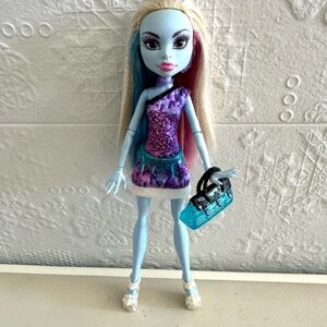 Monster high Abbey Bominable